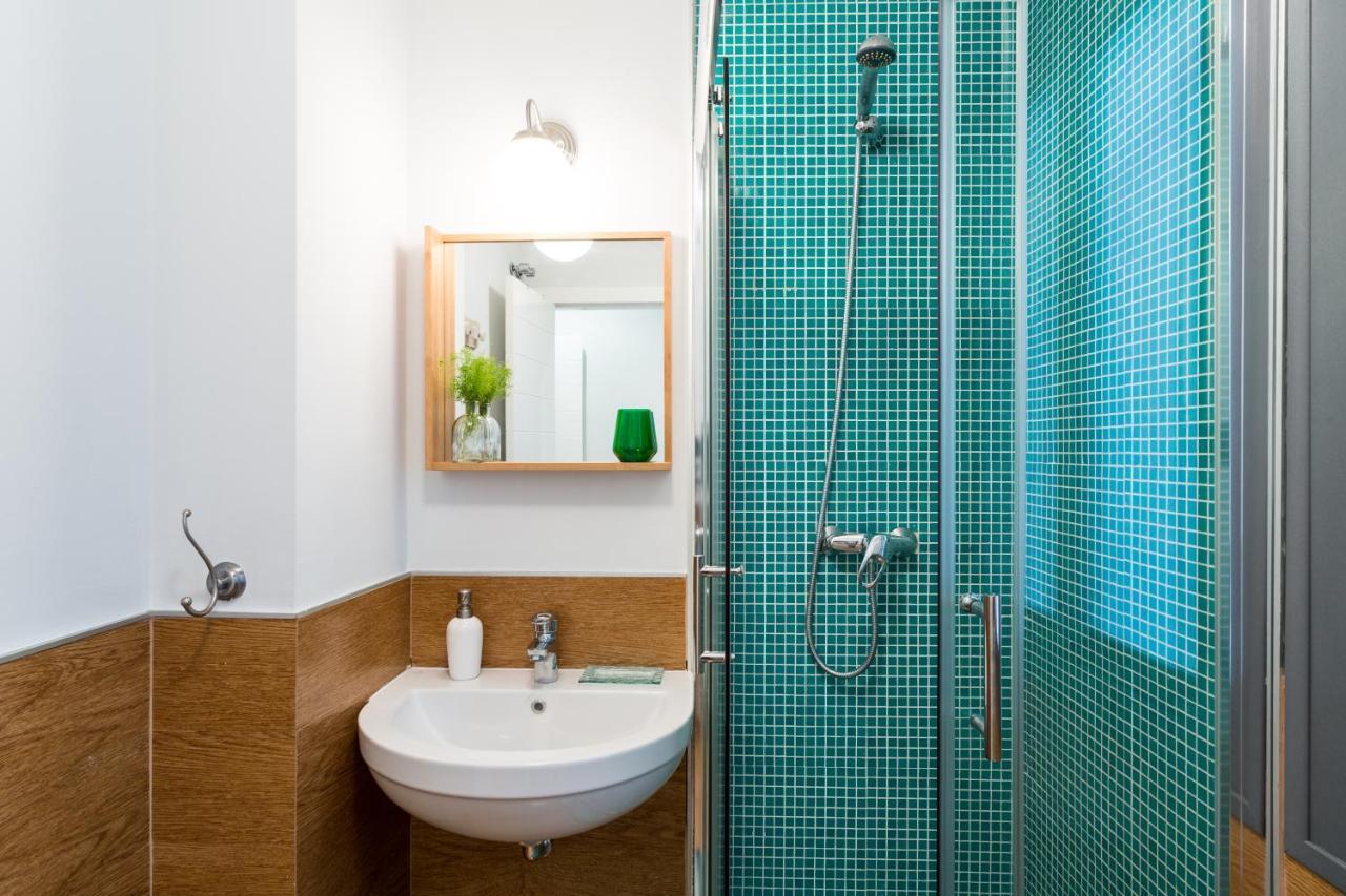 Apartamentos Rg Alameda De Hercules Sevilla Exteriör bild