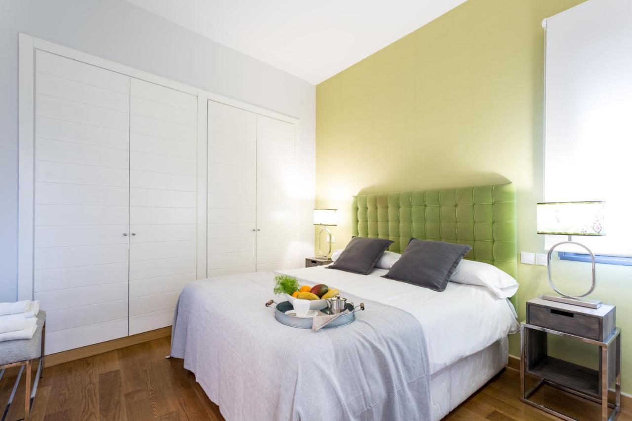 Apartamentos Rg Alameda De Hercules Sevilla Exteriör bild