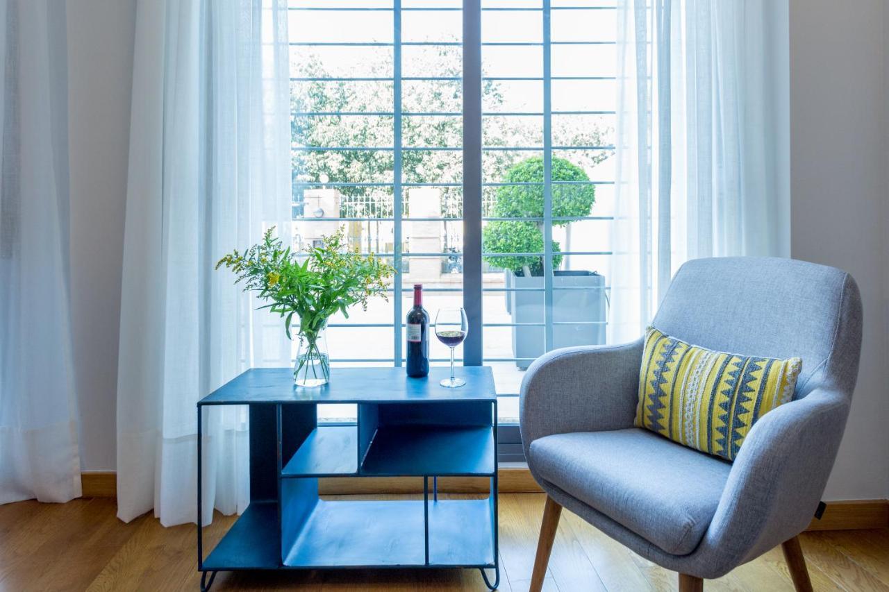 Apartamentos Rg Alameda De Hercules Sevilla Exteriör bild